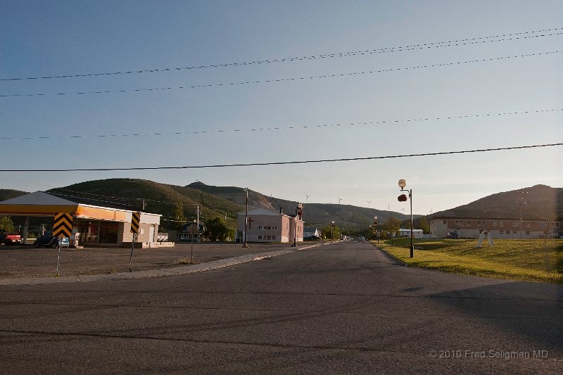 20100720_175617 Nikon D3.jpg - Murdochville, QC was an important mining town (mostly copper) in the 1950s and had a population of 5000 plus. It is famous for the union battles of the 1950s that laid the ground work for the current union laws for Quebec miners.  There are now fewer than 500 inhabitants and it looks like a ghost town with laid out streets and buildings but very few people